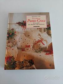 La casa a punto croce di Melinda Coss -DeAgostini