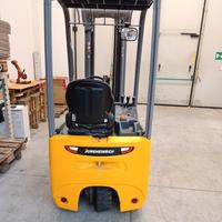 Carrello elevatore jungheinrich