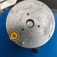 Motore passo passo Ametek europe AXR08 90V 4,3A