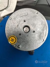 Motore passo passo Ametek europe AXR08 90V 4,3A