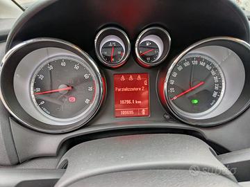 Opel Astra  1.6 115 CV COSMO (85 kW)