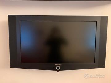 LCD TV SAMSUNG