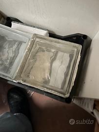 mattonelle in vetrocemento