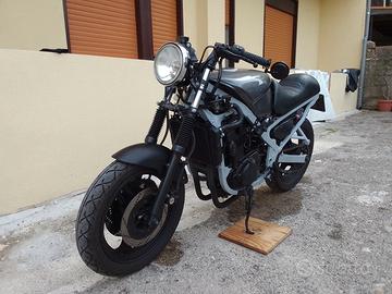 Kawasaki gpz 500s cafè/naked