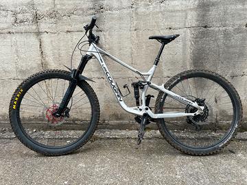 Bici enduro Lee Cougan 29