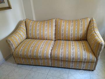 Divano 3 posti