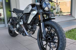 Ducati Scrambler 800 Icon