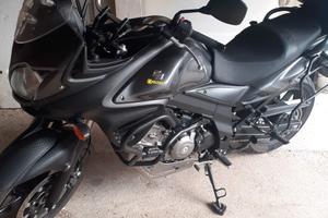 Suzuki V Strom DL 650 2014
