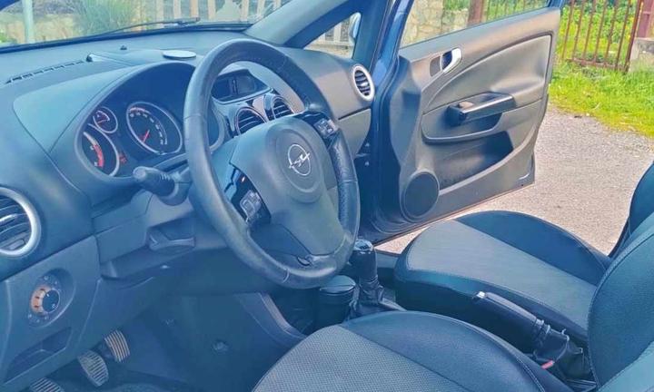 Opel corsa