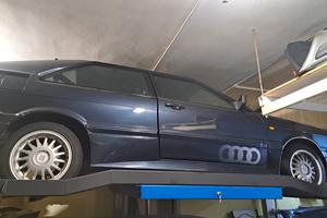 Sollevatore automobile a braccio singolo, moviment