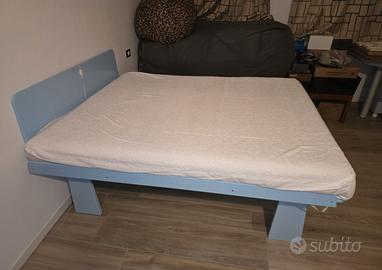 Letto matrimoniale artigianale in legno