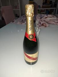 Champagne G.H. MUMM Cordon Rouge 1827