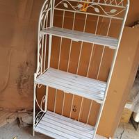 scaffale a vista arte povera