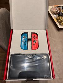Nintendo  switch OLED mai usata