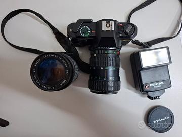 Pentax P30 con accessori