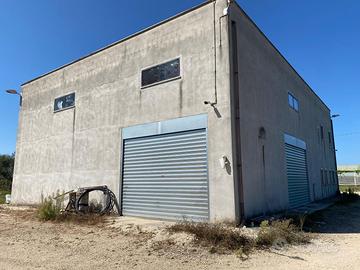 Magazzino con Cella Frigo e servizi logistici