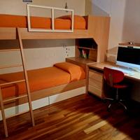 Cameretta con Letto a Castello ed Angolo Studio