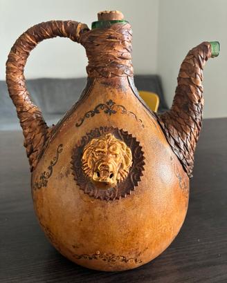 Bottigia vintage in vetro verde da collezione