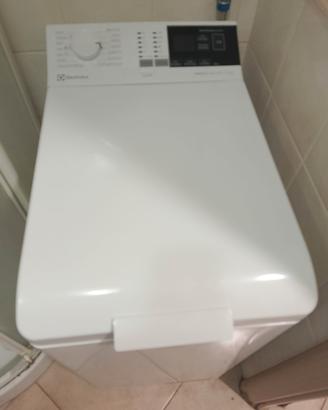 Lavatrice Elettrolux carica dall' alto