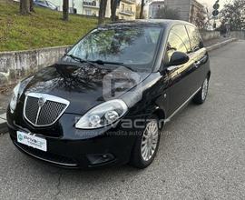 LANCIA Ypsilon 1.2 69 CV Unyca