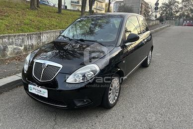 LANCIA Ypsilon 1.2 69 CV Unyca