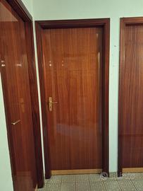 Porte interne buone condizioni.  n.4