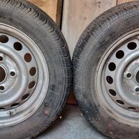 2 gomme da rimorchio