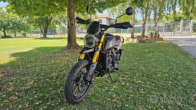 Motomorini SCR 2025