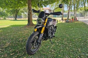 Motomorini SCR 2025