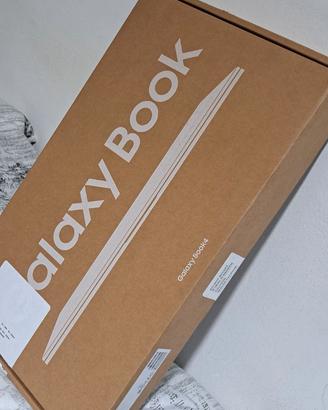 Galaxy book 4 samsung i3 8gb 256 ssd