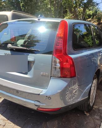 Volvo V50 2.0D – station wagon spaziosa e versatil