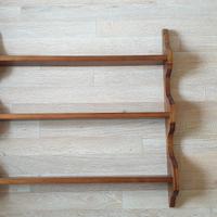 Piattaia con mensole in legno ciliegio 