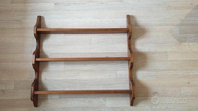 Piattaia con mensole in legno ciliegio 