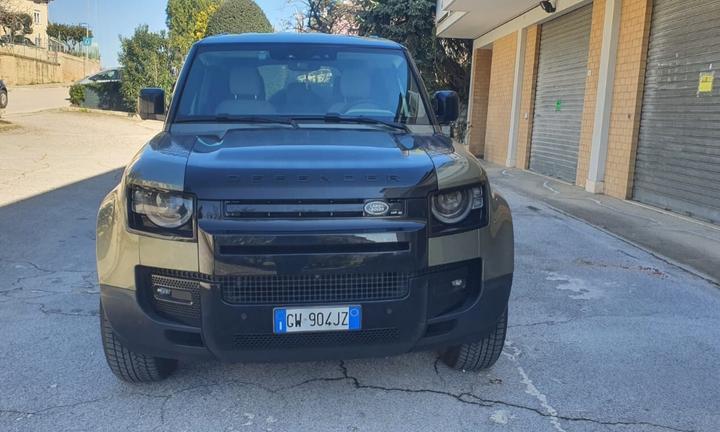 Land Rover Defender 110 3.0D I6 200 CV AWD Auto X-