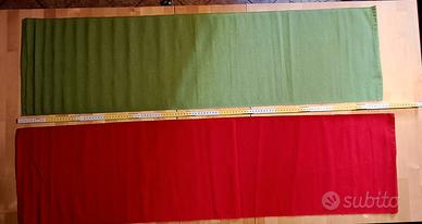 2 runner: 1 rosso, 1 verde, IKEA