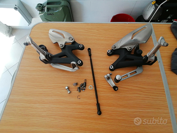 Ricambi triumph street triple 675