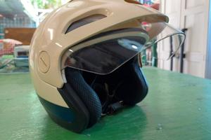 Casco Demi-Jet Beige e Blu con doppia visiera