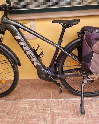 coppia ebike marca Trek modello powerfly 4