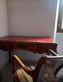Scrivania  legno massello modello Luigi XV