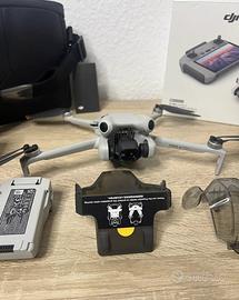 DJI Mini 4 Pro fly more Combo