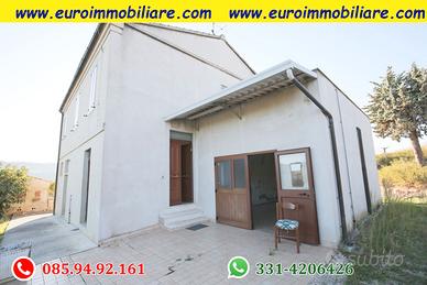 Casa singola  con 1 ettaro di terreno