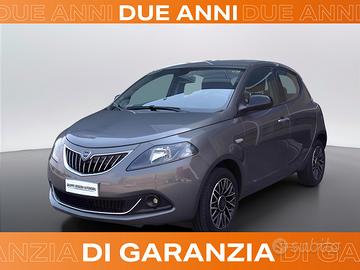 Lancia Ypsilon 1.0 firefly hybrid 70cv platino s&s
