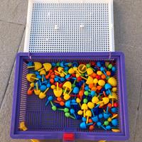 Quercetti Gioco di chiodini grandi e piccoli