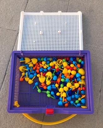 Quercetti Gioco di chiodini grandi e piccoli