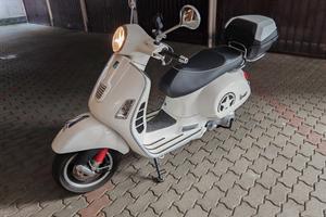 Vespa GTS 300 Super - 4500km