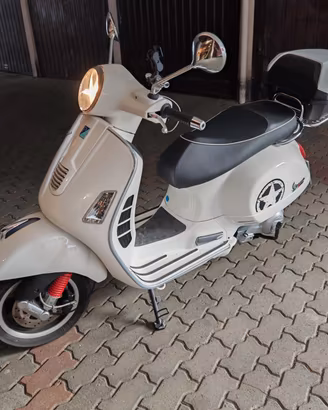 Vespa GTS 300 Super  - 5000km