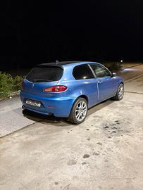 Alfa romeo 147