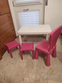 Tavolo bimbi con sedia e sgabelli