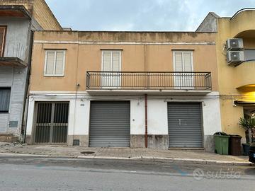 VALDERICE Intero Stabile + terreno edificabile
