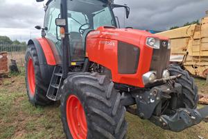 Trattore KUBOTA mod. M135GX